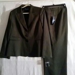 2pc suit size 16